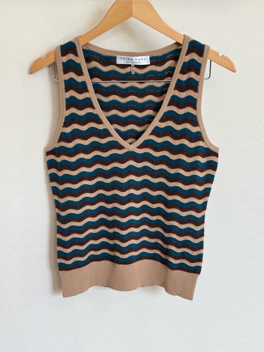 Trina Turk 100% Cashmere Retro Wavy Stripe V-Neck Sweater Vest Size M